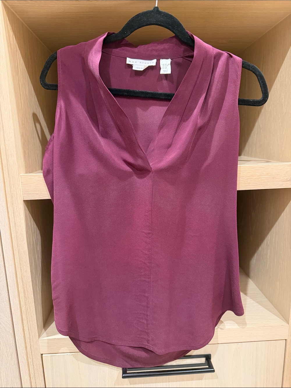 Max Studio Sleeveless Silk V-Neck top in Plum